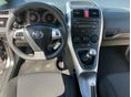 TOYOTA AURIS 2010/3 - 9