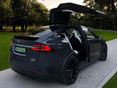 TESLA MODEL X 2018/10 - 4