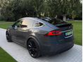 TESLA MODEL X 2018/10 - 5