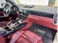 PORSCHE CAYENNE 2019/7 - 10