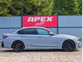 BMW 320 2023/11 - 15