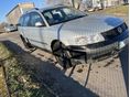 VOLKSWAGEN PASSAT 1997/8 - 5