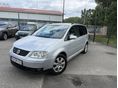 VOLKSWAGEN TOURAN 2004 - 1