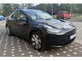 TESLA MODEL Y RWD (Automata) Teljeskörű gyári garancia. Fehér belső. Makulátlan