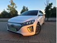 HYUNDAI IONIQ electric Comfort (Automata) Ülés&kormányfűtés-Sávtartó-Tolatókam.-Parkr.elől&hátul-LED-Adapt.temp.-CarP/AA