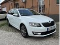SKODA OCTAVIA Combi 2.0 CR TDI Style Euro 6 Bi-Xenon! Ülésfűtés! Kihangosító! Navi!Tempomat!