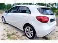 MERCEDES-BENZ A 200 2016/10 - 3