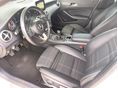 MERCEDES-BENZ A 200 2016/10 - 9