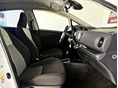 TOYOTA YARIS 2018/8 - 28