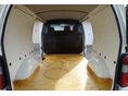 TOYOTA HIACE 2011/12 - 10