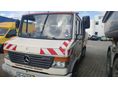 MERCEDES-BENZ 2002 - 1