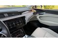 AUDI E-TRON 2022/11 - 26
