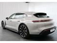 PORSCHE TAYCAN 2022/12 - 10