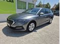 SKODA OCTAVIA Combi 2.0 TDI SCR Ambition DSG Szervizkönyv / Ülésfűtés / Tolatóradar / mo-i / ÁFA-s számla!
