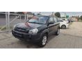 HYUNDAI TUCSON 2.0 CRDi Style VGT 2WD. KEVÉS KM. 2 DB KULCS. szervízkönyv. szép belső