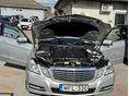MERCEDES-BENZ E 220 2011/6 - 10