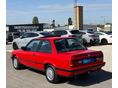 BMW 318 1990/10 - 8