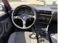 BMW 318 1990/10 - 14