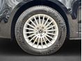 MERCEDES-BENZ V-OSZTÁLY 2025/8 - 10