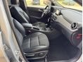 MERCEDES-BENZ B 180 2013/5 - 8