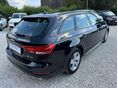 AUDI A4 2019/4 - 5