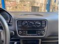 VOLKSWAGEN UP 2013/6 - 9
