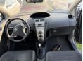TOYOTA YARIS 2006/12 - 7