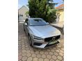 VOLVO V60 2.0 [T8] Twin Engine Momentum Pro AWD Geartronic