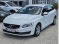 VOLVO V60 2.0 D [D2] Kinetic Törésmentes! Ajándék Nyári gumikkal! Dinamikus. megbízható motorral!