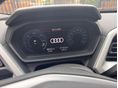 AUDI Q4 2021/10 - 8