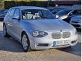 BMW 118i URBAN NAVIGÁCIÓ+FÉLBŐR+ÜLÉSFŰTÉS+PARKRADAR!