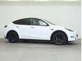 TESLA MODEL Y 2022/3 - 3