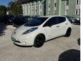 NISSAN LEAF Black 30 kWh (Automata) MAGYAR. 1 TULAJ. HŐSZIVATTYÚS. KAMERA. NAVI