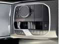 BMW 330 2023/3 - 4