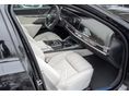 BMW 760 2025/12 - 25