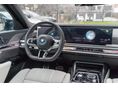 BMW 760 2025/12 - 15