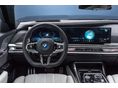 BMW 760 2025/12 - 13
