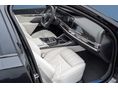 BMW 760 2025/12 - 25