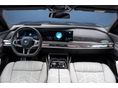 BMW 760 2025/12 - 14
