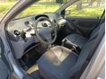 TOYOTA YARIS 2002 - 4