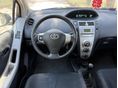 TOYOTA YARIS 2006/12 - 7