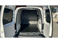 VOLKSWAGEN CADDY 2016/11 - 8