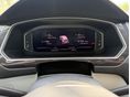 VOLKSWAGEN TIGUAN 2023/12 - 13
