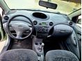 TOYOTA YARIS 2003/3 - 6
