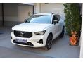 VOLVO XC40 2.0 [B4] MHEV Ultra Dark Black Edition DCT R-design!