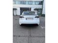 TESLA MODEL Y 2022/3 - 6