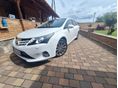 TOYOTA AVENSIS Wagon 2.2 D-4D Executive