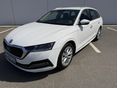 SKODA OCTAVIA Combi 2.0 TDI SCR Style DSG FRISS VEZÉRLÉS HANGULAT VILÁGITÁS !