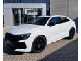 AUDI RS Q8 RSQ8 TFSI quattro Tiptronic ic V8 PERFORMANCE 640LE 850NM KERÁMIAFÉK 2026.SZEPT