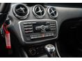 MERCEDES-BENZ A 180 2014/4 - 16